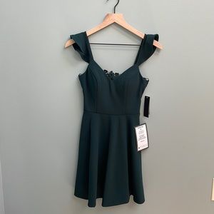 • NWT COCKTAIL DRESS •